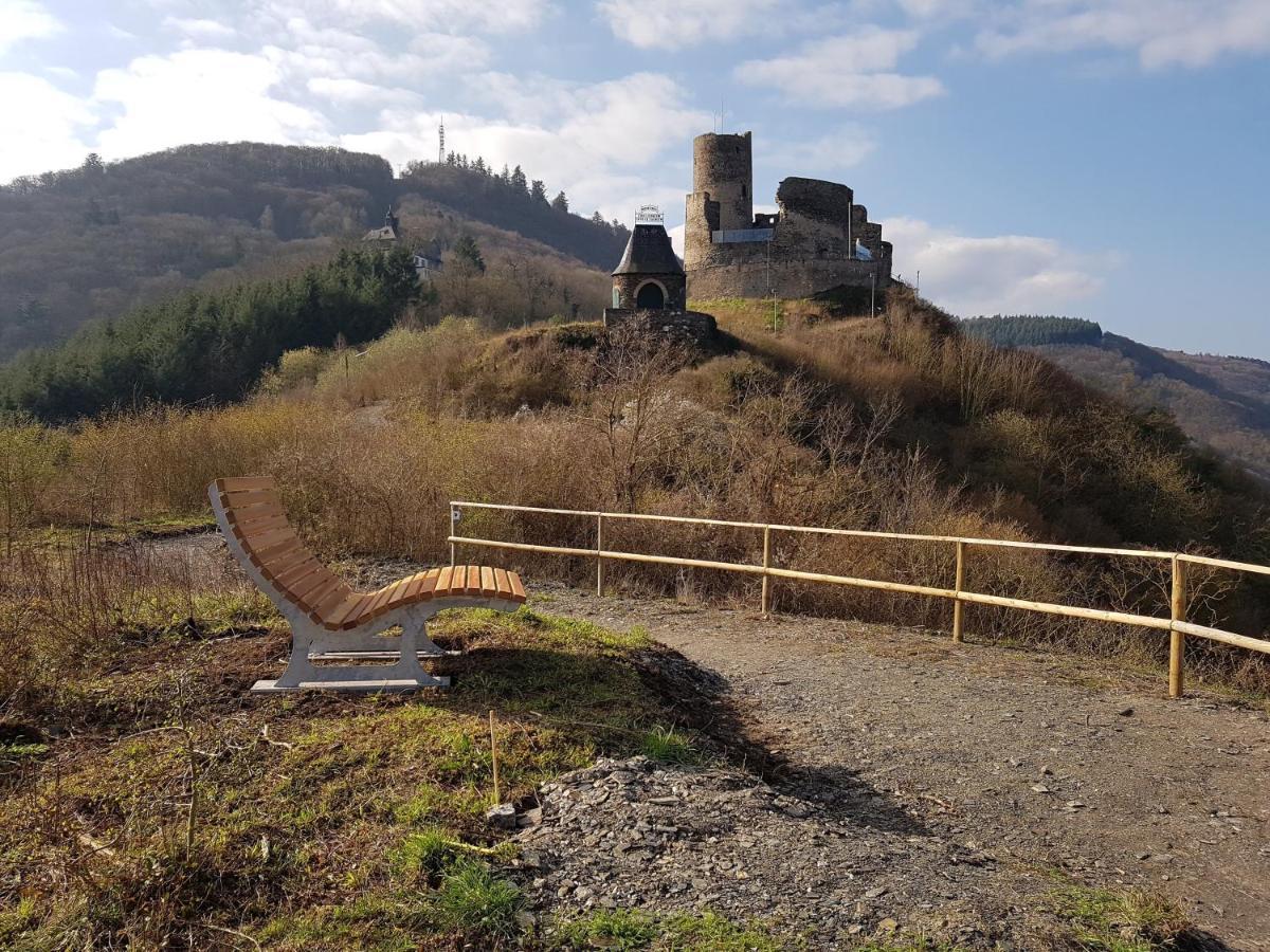 Ferienwohnung Moselblick Bernkastel-Kues Esterno foto